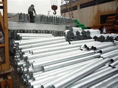 鋼板護欄型號_護欄_公路護欄板生產(chǎn)廠家圖片_高清圖_細(xì)節(jié)圖-安平縣航圖交通設(shè)施 -