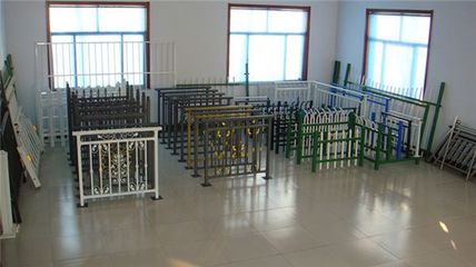 【部隊(duì)營(yíng)房圍欄|鄒平博大機(jī)械(圖)|護(hù)欄網(wǎng)圍欄】?jī)r(jià)格_廠家 - 中國(guó)供應(yīng)商