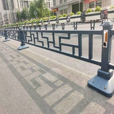 【河南市政護(hù)欄安裝,市政護(hù)欄,及時(shí)發(fā)送,尺寸標(biāo)準(zhǔn)圖片】河南市政護(hù)欄安裝,市政護(hù)欄,及時(shí)發(fā)送,尺寸標(biāo)準(zhǔn)