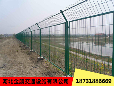 護欄網(wǎng)如何分類？了解結構與用途的關鍵